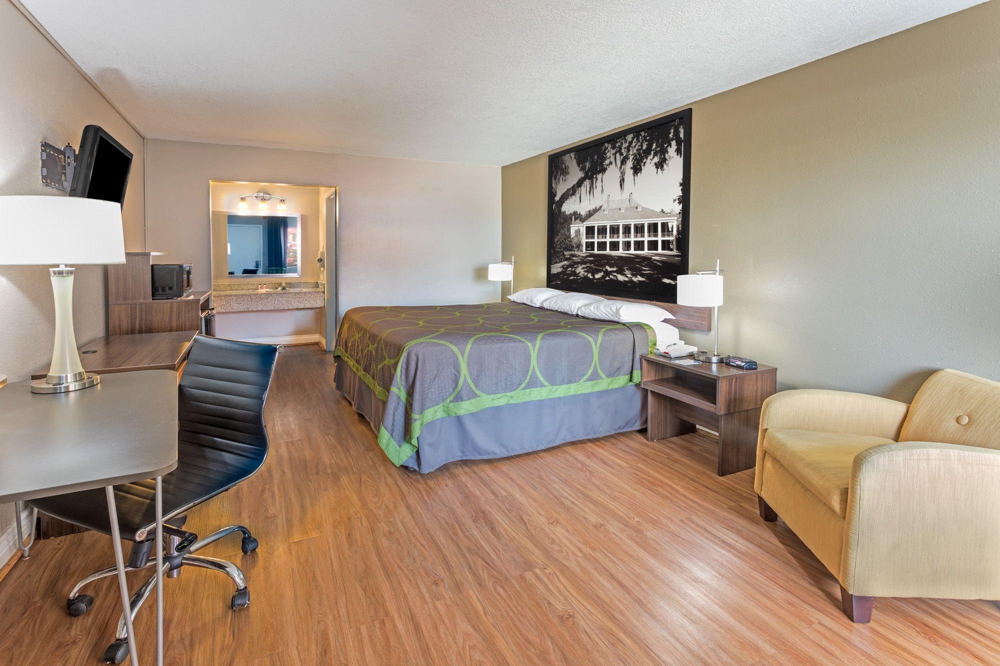6 Opelousas, La Hotel Opelousas